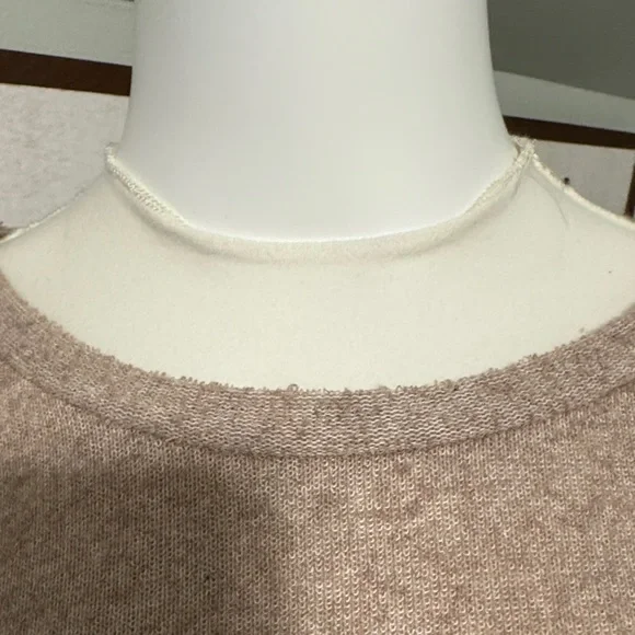 Ruffled Long Sleeve Sweater - Picture 5 of 7